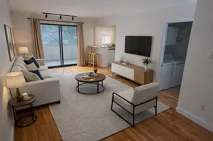 8 Oakwood Ave, Norwalk, CT 06850 - Photo 5