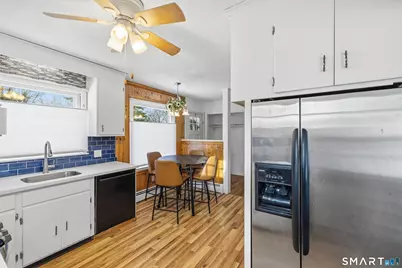 12 Beach Park Road, Clinton, CT 06413 - Photo 11