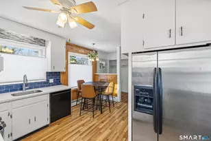 12 Beach Park Rd, Clinton, CT 06413 - Photo 11