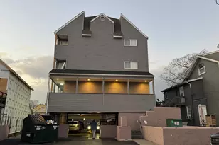 204 Wheeler Ave, Bridgeport, CT 06606 - Photo 11