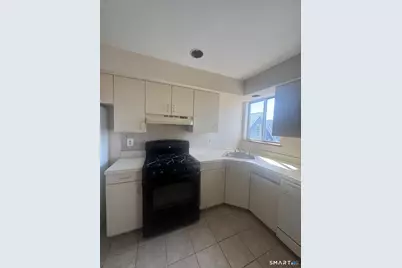 204 Wheeler Avenue #APT 9, Bridgeport, CT 06606 - Photo 1