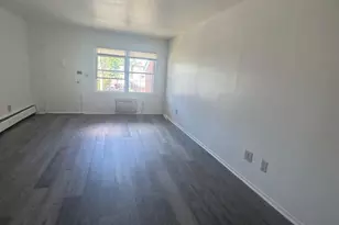 155 Birdseye St, Bridgeport, CT 06604 - Photo 5