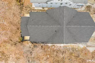 54 Plaza Ave, Waterbury, CT 06710 - Photo 17