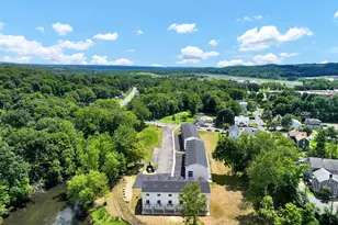 33 Main St, Meriden, CT 06451 - Photo 5
