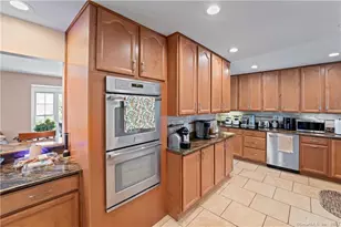 23 Sunset Hill Rd, Brookfield, CT 06804 - Photo 13