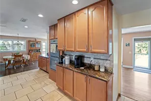 23 Sunset Hill Rd, Brookfield, CT 06804 - Photo 11