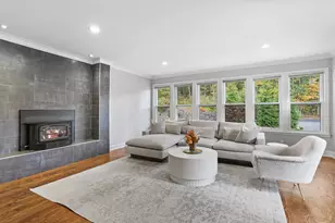 16 Willoughby Rd, Shelton, CT 06484 - Photo 3