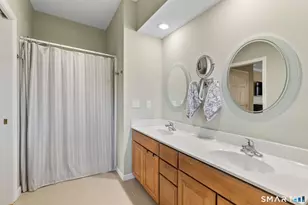 9 Green Briar Dr, Suffield, CT 06078 - Photo 27