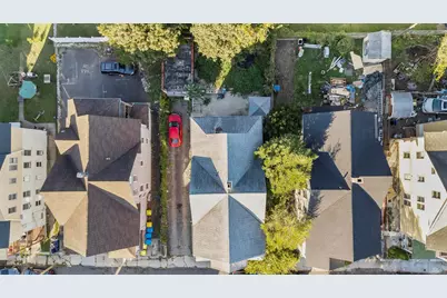 31 Eastwood Avenue, Waterbury, CT 06705 - Photo 7