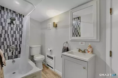 1090 Matthews Street, Bristol, CT 06010 - Photo 23