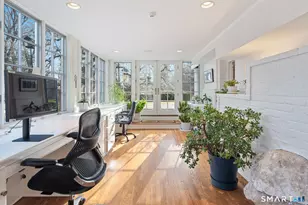 135 Comstock Hill Rd, New Canaan, CT 06840 - Photo 15