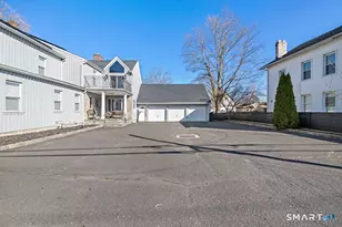 14 Plymouth Ave, Norwalk, CT 06851 - Photo 3