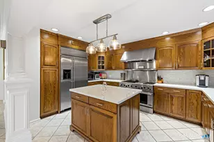 14 Plymouth Ave, Norwalk, CT 06851 - Photo 11