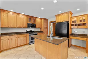 72 Congress Ave, Shelton, CT 06484 - Photo 11