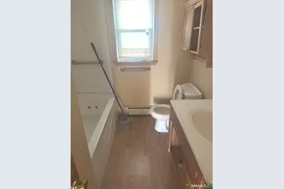 670 Henry Avenue Ext, Stratford, CT 06614 - Photo 5