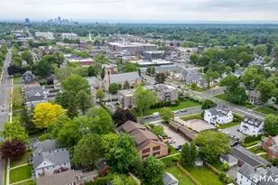 25 Stanley St, West Hartford, CT 06107 - Photo 5