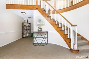 25 Stanley St, West Hartford, CT 06107 - Photo 3