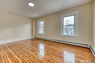 73 Cabot St, Hartford, CT 06112 - Photo 17