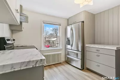 671 Fairview Avenue, Bridgeport, CT 06606 - Photo 11