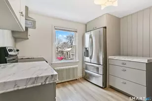 671 Fairview Ave, Bridgeport, CT 06606 - Photo 11