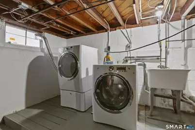 671 Fairview Avenue, Bridgeport, CT 06606 - Photo 25