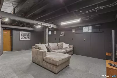 671 Fairview Avenue, Bridgeport, CT 06606 - Photo 23