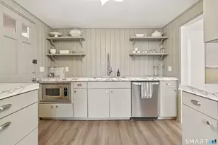 671 Fairview Ave, Bridgeport, CT 06606 - Photo 9