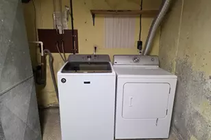 45 Towne House Rd, Hamden, CT 06514 - Photo 13