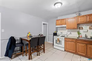 1943 Seaview Ave, Bridgeport, CT 06610 - Photo 11