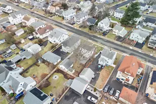 122 Richard St, West Hartford, CT 06119 - Photo 37