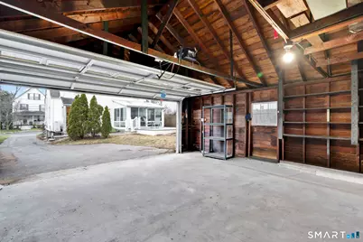 122 Richard Street, West Hartford, CT 06119 - Photo 33