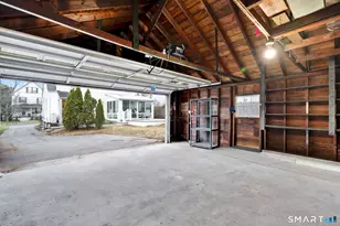 122 Richard St, West Hartford, CT 06119 - Photo 33