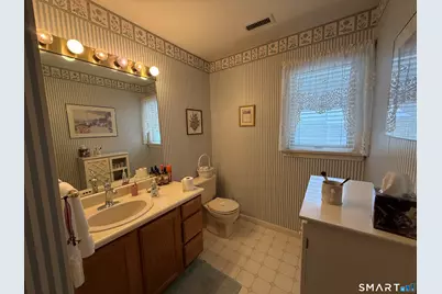 13 Quail Court #13, Windsor Locks, CT 06096 - Photo 37