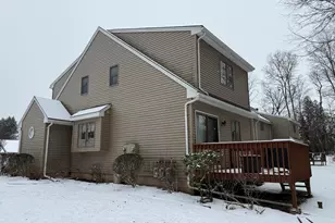 13 Quail Ct, Windsor Locks, CT 06096 - Photo 3