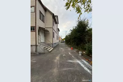 54 Overlook Avenue, New Britain, CT 06053 - Photo 9