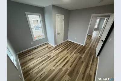 228 Holly Street, Bridgeport, CT 06607 - Photo 7