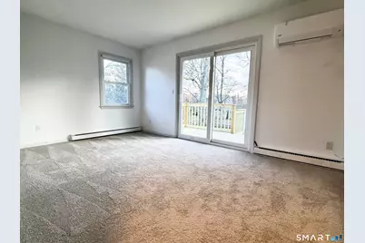 105 Burwood Avenue, Stamford, CT 06902 - Photo 5