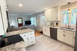 152 Hewitt Rd, Stonington, CT 06355 - Photo 9