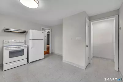 32 Silver Street, Meriden, CT 06450 - Photo 9