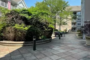 488 Bedford St, Stamford, CT 06901 - Photo 5