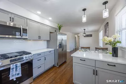 5 Briarwood Lane, Branford, CT 06405 - Photo 7