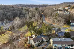 423 Heritage Vlg, Southbury, CT 06488 - Photo 3