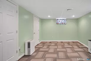 72 Concord Cir, Wethersfield, CT 06109 - Photo 33