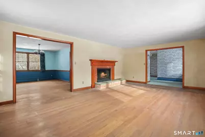 10 Pasture Lane, Simsbury, CT 06092 - Photo 7