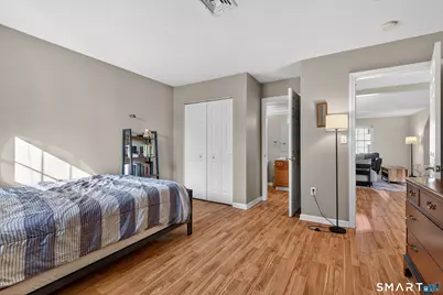 2390 State Street #L17C, Hamden, CT 06517 - Photo 13