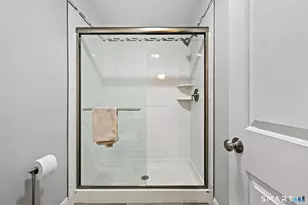 446 Hammerstone Ln, Stratford, CT 06614 - Photo 35