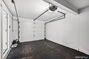 446 Hammerstone Ln, Stratford, CT 06614 - Photo 37