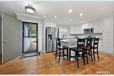 446 Hammerstone Lane #B, Stratford, CT 06614 - Photo 7