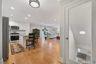 446 Hammerstone Ln, Stratford, CT 06614 - Photo 3