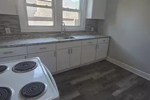 312 Huntington St, New Haven, CT 06511 - Photo 3